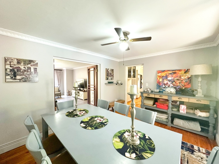 5 Bedroom Property for Sale in The Island Western Cape